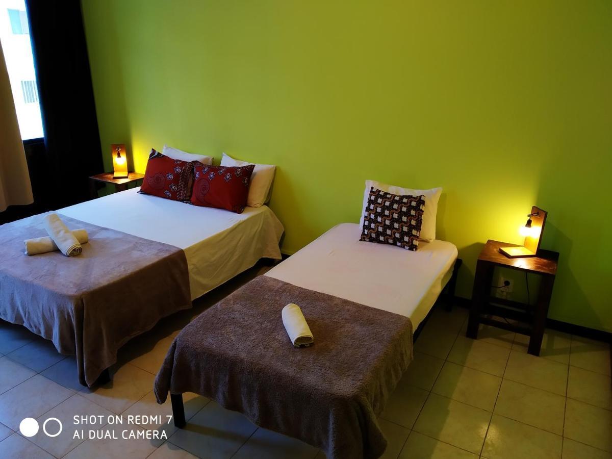 Vila Nova Praiadise Hostel מראה חיצוני תמונה